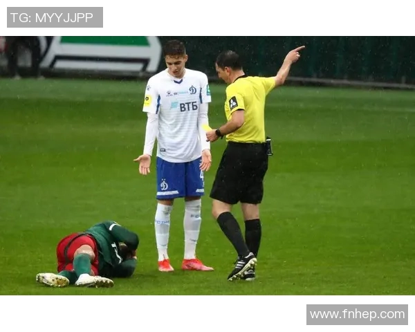 扎哈里扬崭露头角成为俄罗斯足球新星引发全球关注与期待