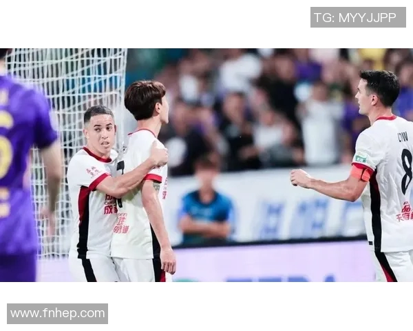 中甲裁判判罚引发争议球迷热议裁判公正性与比赛公平性问题